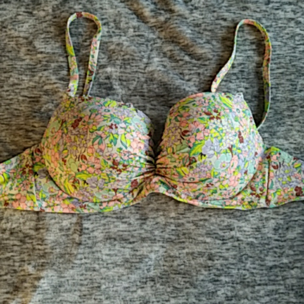 Victoria secret bathing suit top